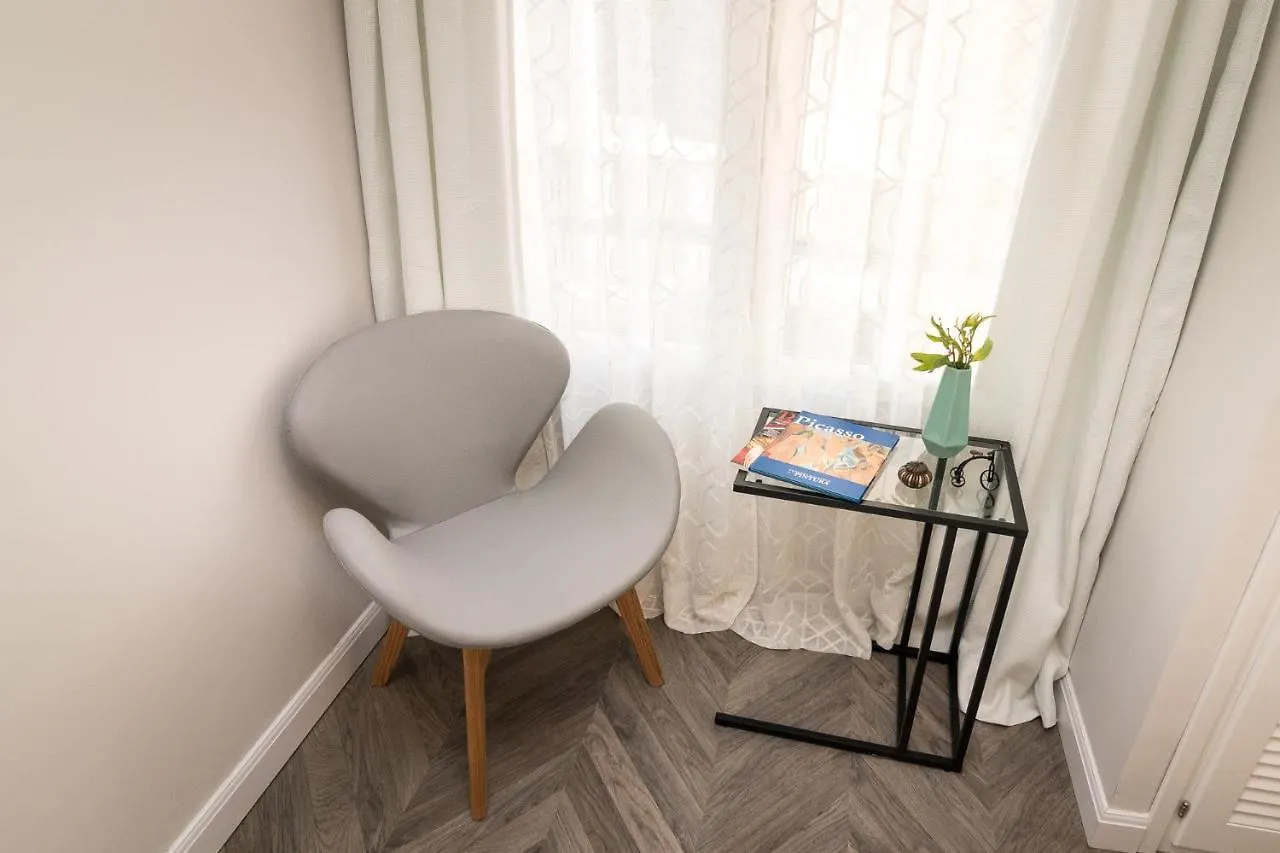 Garcia Briz Luxury Apartment Malaga